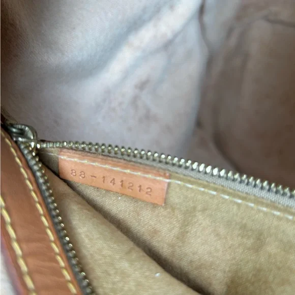 Vintage Etro Large Tote - Picture 11 of 14